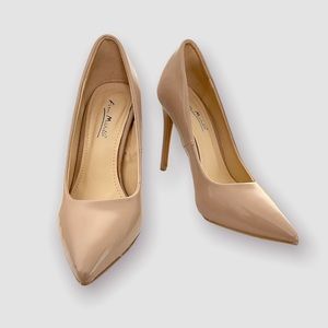 ANNE MICHELLE Patent Nude Pumps/ Nude Heels